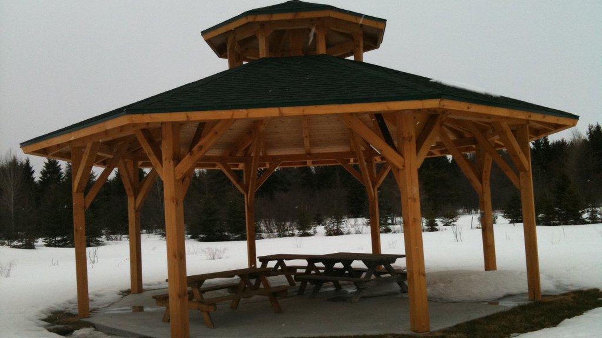 1004 – Gazebo huit côtés Ste-Ambroise