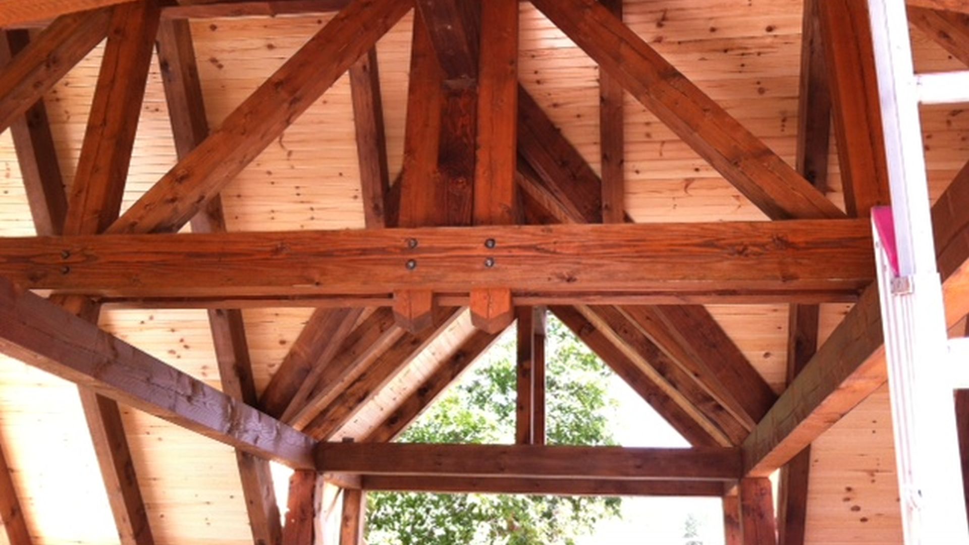 14053 – Charpente massive à Valcourt