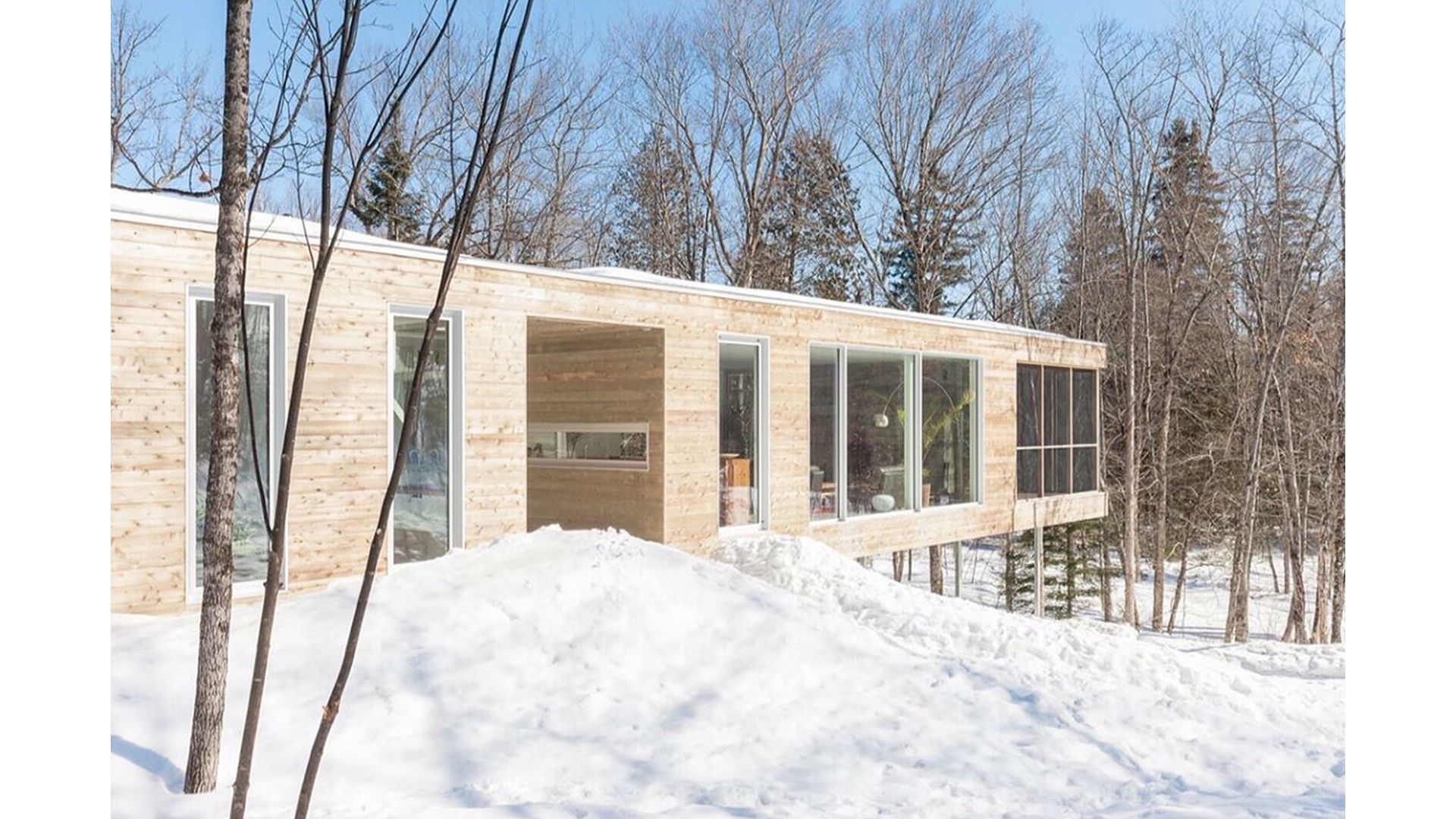 15078 – Résidence moderne de Ste-Adèle